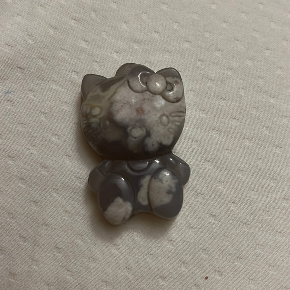 Hello Kitty Flower Agate Crystal